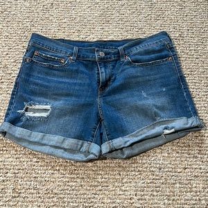Levis Blue Jean shorts size 31